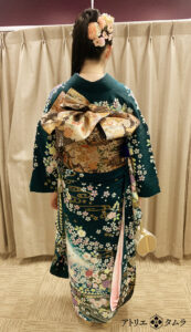 成人式・二十歳の着物着付けとヘアー